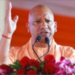 912 चयनित अभ्यर्थियों को लोकभवन में सीएम योगी ने बांटे नियुक्ति पत्र