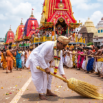 आखिर क्यों सोने की झाड़ू से साफ किया जाता है जगन्नाथ रथ का मार्ग?